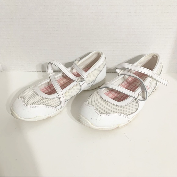Champion White Leather and Mesh Slip On Strappy Sneakers Velcro Closure Sporty - Picture 1 of 12
